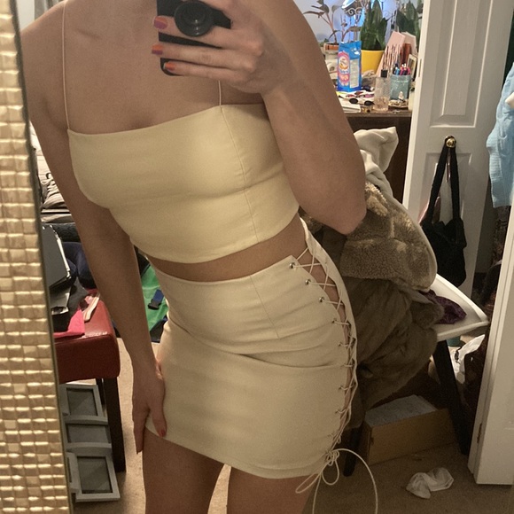 2/$15 NWT PrettyLittleThing Stone Leather Lace Up Mini Skirt - Picture 5 of 13